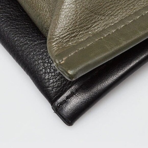 Louis Vuitton Black/Green Monogram Shadow Embossed Leather Double Flat - Picture 4 of 12